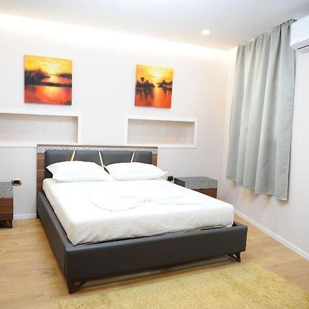 Апартаменти Grandpa House App.1 Тирана Екстер'єр фото