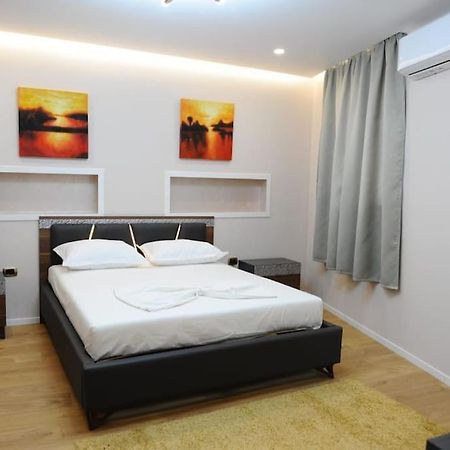 Апартаменти Grandpa House App.1 Тирана Екстер'єр фото