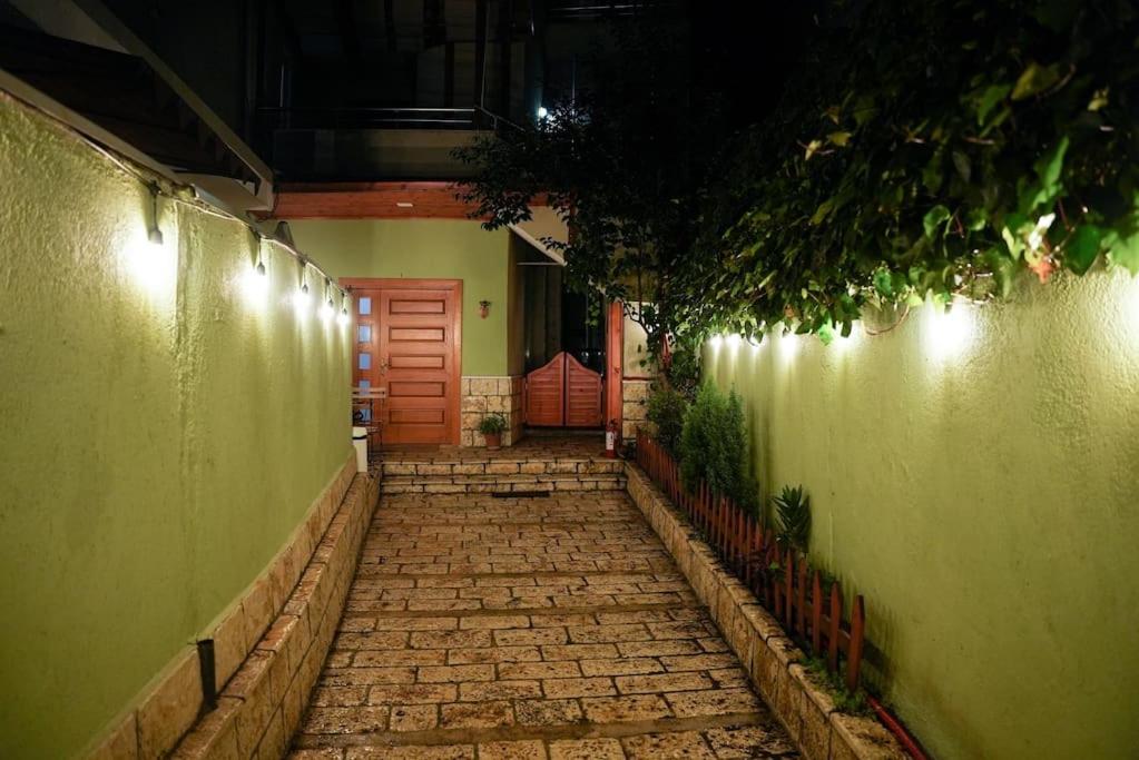 Апартаменти Grandpa House App.1 Тирана Екстер'єр фото
