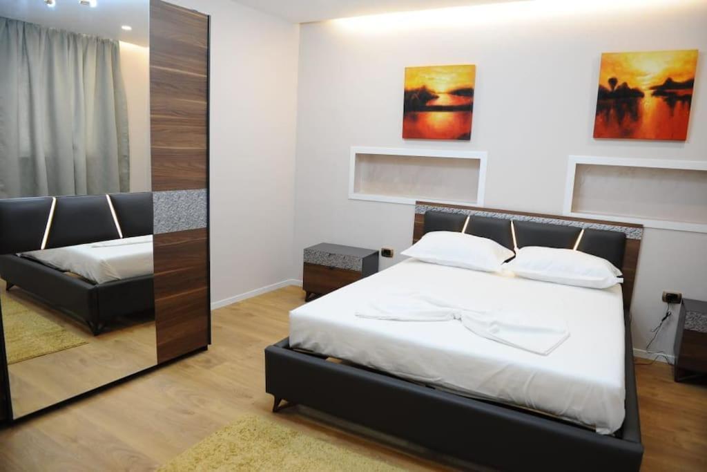 Апартаменти Grandpa House App.1 Тирана Екстер'єр фото